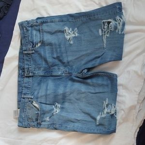 Levi's 569 Ripped Jeans